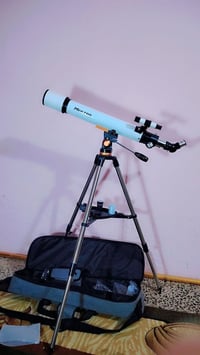 تلسكوب للبيع .. Meezaa جاهز وكامل مع كامل ملحقاته مع عدسة بارلو +حامل ...