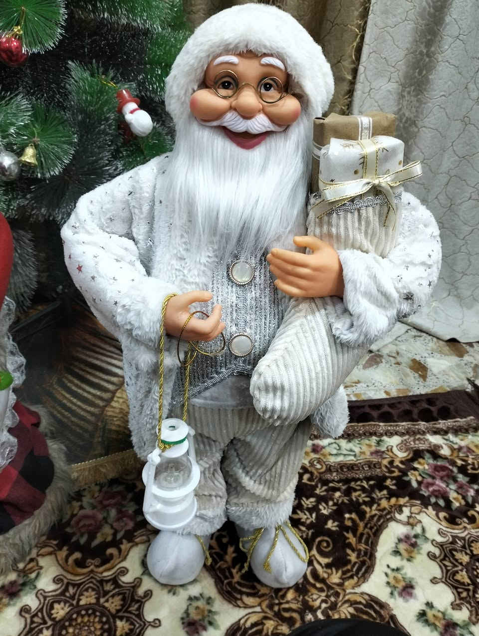 للبيع سانتا كلوز وزوجته الحجية
الحجي قياس 64
الحجية قياس 64
الشجرة قياسها متر ونص مزينه 
كوالتي رهيب بعدهم بل جيس 
 
 شراي يراسلني واتساب اويتصل ***********
