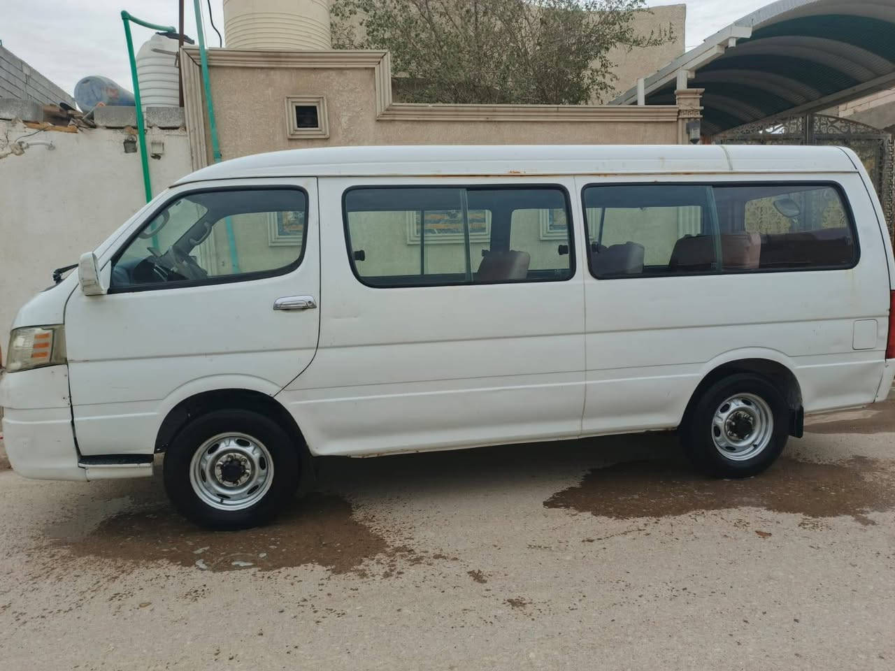 جنبي موصليه مكينه جديده مكفوله حلوه 
مكاني البصره السعر ب 40
وهاذ رقمي ***********
