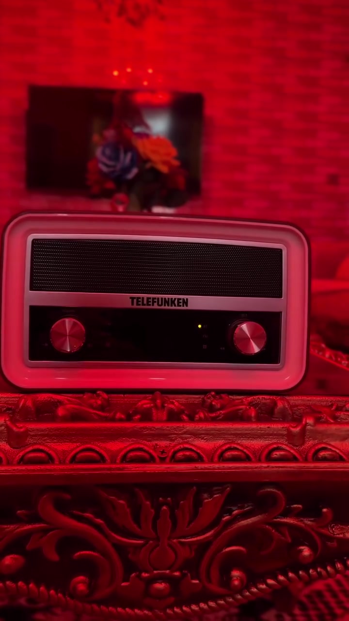 سلام عليكم شباب سبيكر TELEFUNKEN للبيع كهرباء


**إذا كنت صاحب هذا الإعلان وتريد حذفه لأي سبب، رجاءا أرسل رسالة إلى الدعم الفني**