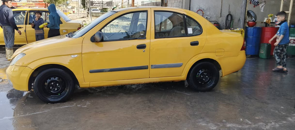 طيبه موديل 2015 تحويل مباشر مصفر هيئه وغرامه السياره مكفولة من التبديل بيها قطعتين صبغ بدون دواخل طخه بصيطه مكينه كير صدر جدد بيها المشط مو زين وراديتر التبريد
اوكعلكياهن من سعرها السعر 35 وبيها مجال مكان السياره الشعب ‏‪***********‬‏
