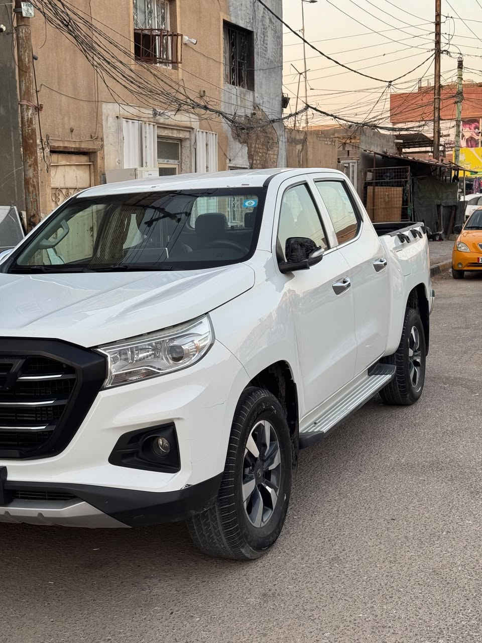 السلام عليكم
🚘 للبيع شانجان هانتر موديل 2023
اللون: أبيض

محرك 2.4 

الممشى: 136 ألف 
رقم بغداد
السيارة باسمي

السياره مكفولة: بس الجاملغ شبر بارد 

بيها ملاحظة بسيطة: فاقدة برنامج

السعر خاص 

للمهتمين التواصل على ***********
***********
