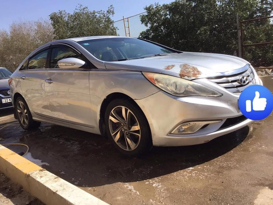 السلام عليكم 
سوناتا للبيع موديل 2011
وارد امريكي 
فول مواصفات فتحة قماره بصمه 
 تبريد شغال 
تدفئه كشنات جلد  كهربائيات 
سياره مكينه وكير جاهزات 
خير من لله مال بيت 
لا مال خط ولا مال تكسي 
رقم مشروع وطني  انكليزي 
مداور ثاني يوم  صلاح الدين  رقمها 
مكاني بلشطرة ناصريه  السياره سعرها 85  وبيها مجال للشراي 
***********
