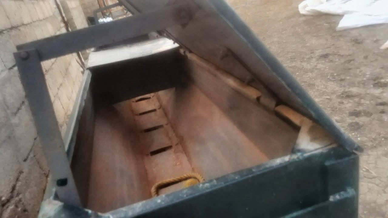بذاره للبيع 
نضيفه جداً السفايف جديد ولا واحد نقص كله كامل السعر   550 الف.  او بي مجال شويه 
العنوان. محافظة نينوى بعشقه قريه عمر قابجي 
التواصل على الرقم   ***********    متواجد عله الفيس

