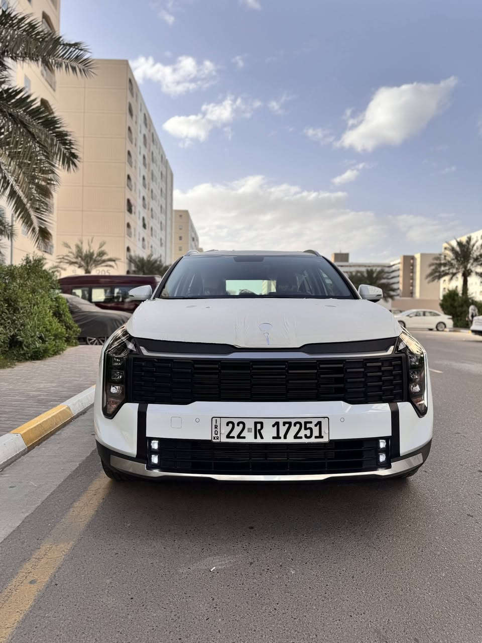 السلام عليكم
كيا سبورتج 2026 لون ابيض خليجي وكالة نيم ضمان اكدال 5 سنوات ماشية 8 الاف كيلو فقط بحالة الوكالة 
رقم اربيل بأسمي تحويل مباشر 
المواصفات 
بصمة 
تشغيل عن بعد 
حساسات امامي خلفي
كامرا دوارة
صندوق كهربائي 
ويل 19
كشنات كهرباء 
كشنات تدفئة 
داخل بيجي
سايد بريك كهرباء 
مانع انزلاق
ABS
اوتو هولد
مودات قيادة3
شاشة الحجم الكبير متصله

مكان السيارة الكرادة
للاستفسار 
***********
متوفر اتصال او واتساب
