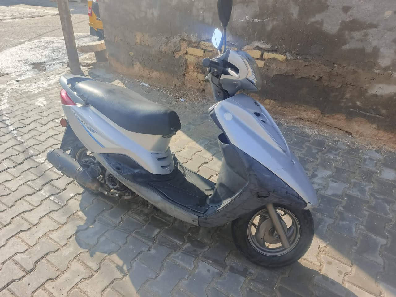 سلام عليكم شباب دراجه فريز للبيع الدراجه اوراق اصولي السعر خاص ***********
