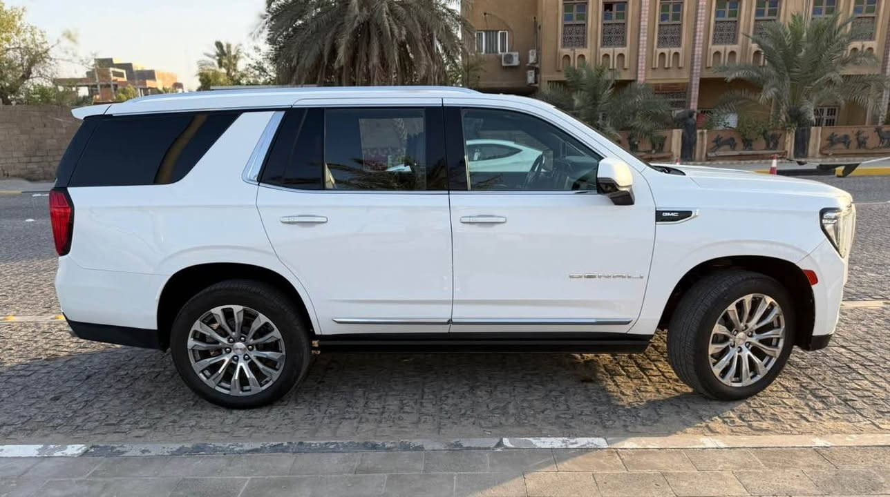 يوكن دنيالي 2021 وارد امريكا رقم بصرة  شبه مميز ماشيه 68 الف كيلو 
بيه جاملغ صفحة السائق وبنيد 
مكينة كير مافتوح بيه برغي على البلاد  
السعر 440 
للاستفسار / *********** البصرة, العراق
