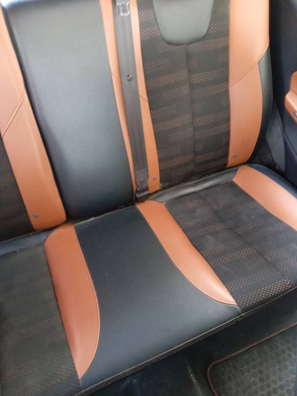 سلام عليكم عندي سياره تيكو برو2 موديل 2018 ألون احمر بغداد سعر ٩٠ بي مجل هاتف *********** تراهم مراوس بسيار وفرق مكان سياره بغداد مدينة
