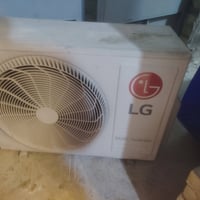 سبلت LG للبيع شغال ٣٠٠وبي مجال  07838714113