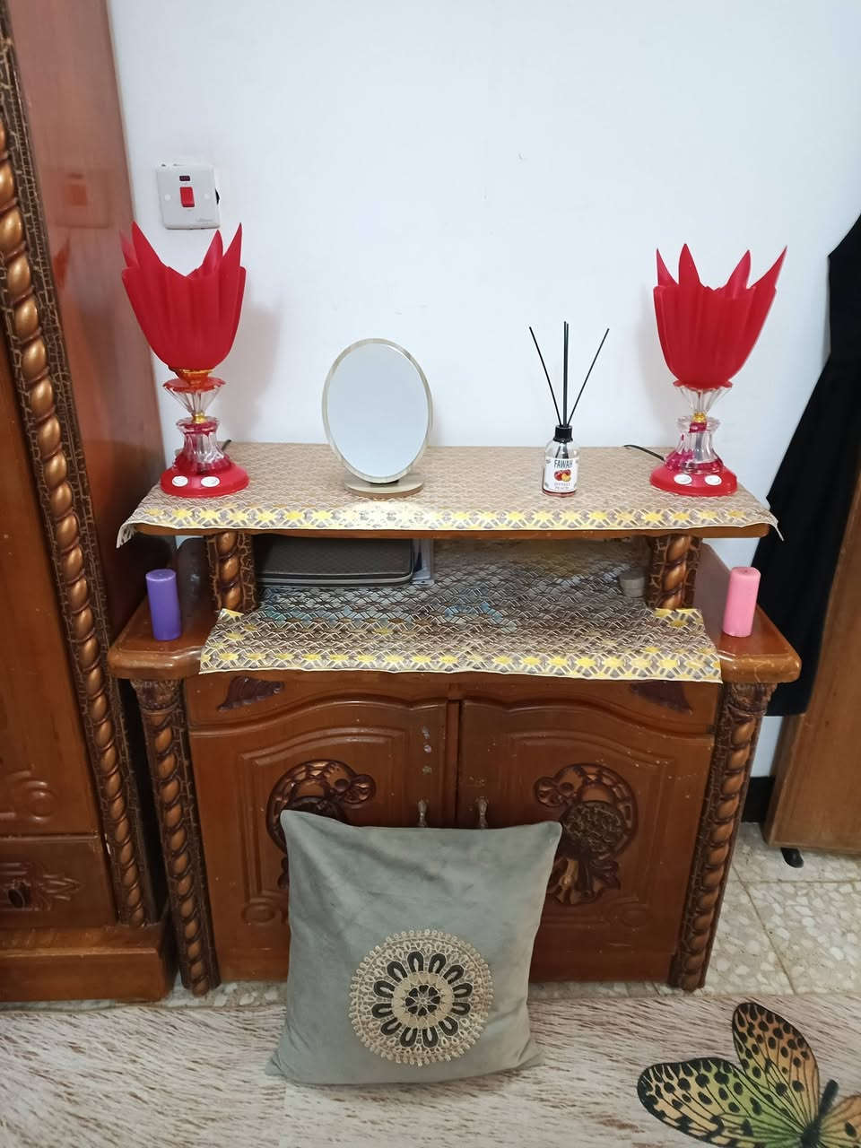 غرفة نوم تسكام عراقي مستعمل نظيفة
التواصل خاص


**إذا كنت صاحب هذا الإعلان وتريد حذفه لأي سبب، رجاءا أرسل رسالة إلى الدعم الفني**