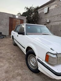 موديل ٨٥ • مكينة ٢٥٠٠ • قير ومكينة شرط