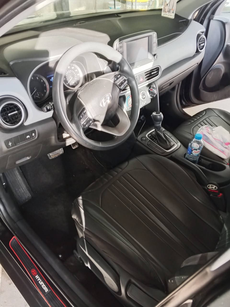 سلام عليكم سياره هونداي كونا موديل ٢٠٢٠ سيارة جاهزة من كلشي السيارة وارد امريكي ضربة زغيرة فقط مقدمة البنيد ولباقي كفالة محرك وكير وحدادية خير من اللة تخم تاير دلوب ياباني السيارة بسمنا رقم بصرة انكليزي السنوية لحد ٢٠٢٧ السعر ١٣٠ وبيها مجال للطيبين رقم الهاتف ***********
