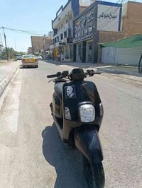 شباب دراجه بوليس نوزل سعر 700وبيه مجال رقم الهاتف 07780696222وبي وتساب