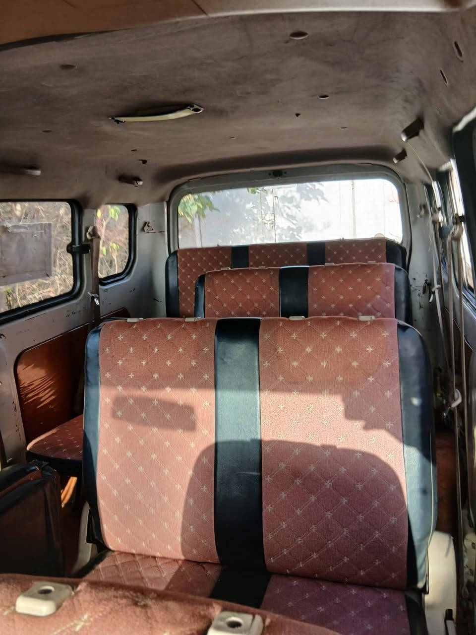 السلام عليكم
فاو خشفة السيارة نضيفة رقم ميسان وراعيه بغداد تحويل بغداد سياره مصفره غرامات وهيئه  موديل ٢٠١٥ مدوشمة جديد والسيارة نضيفة وحلوة 
السعر ٤٠ وبيه  مجال سياره جاهزه كير ومحرك مكفولات تخم تاير جديد  دواخل جديده بيع أو مراوس حسب القناعه بغداد  ناحيه الوحده قريه مدينه بسمايه ***********
