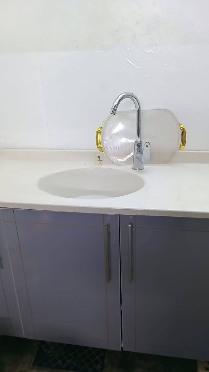 السلام عليكم
كاونتر للبيع 
الطول 3 متر 
العنوان الشعب حي الجزائر 
رقم الهاتف ***********
الشراي يتصل عل رقم
