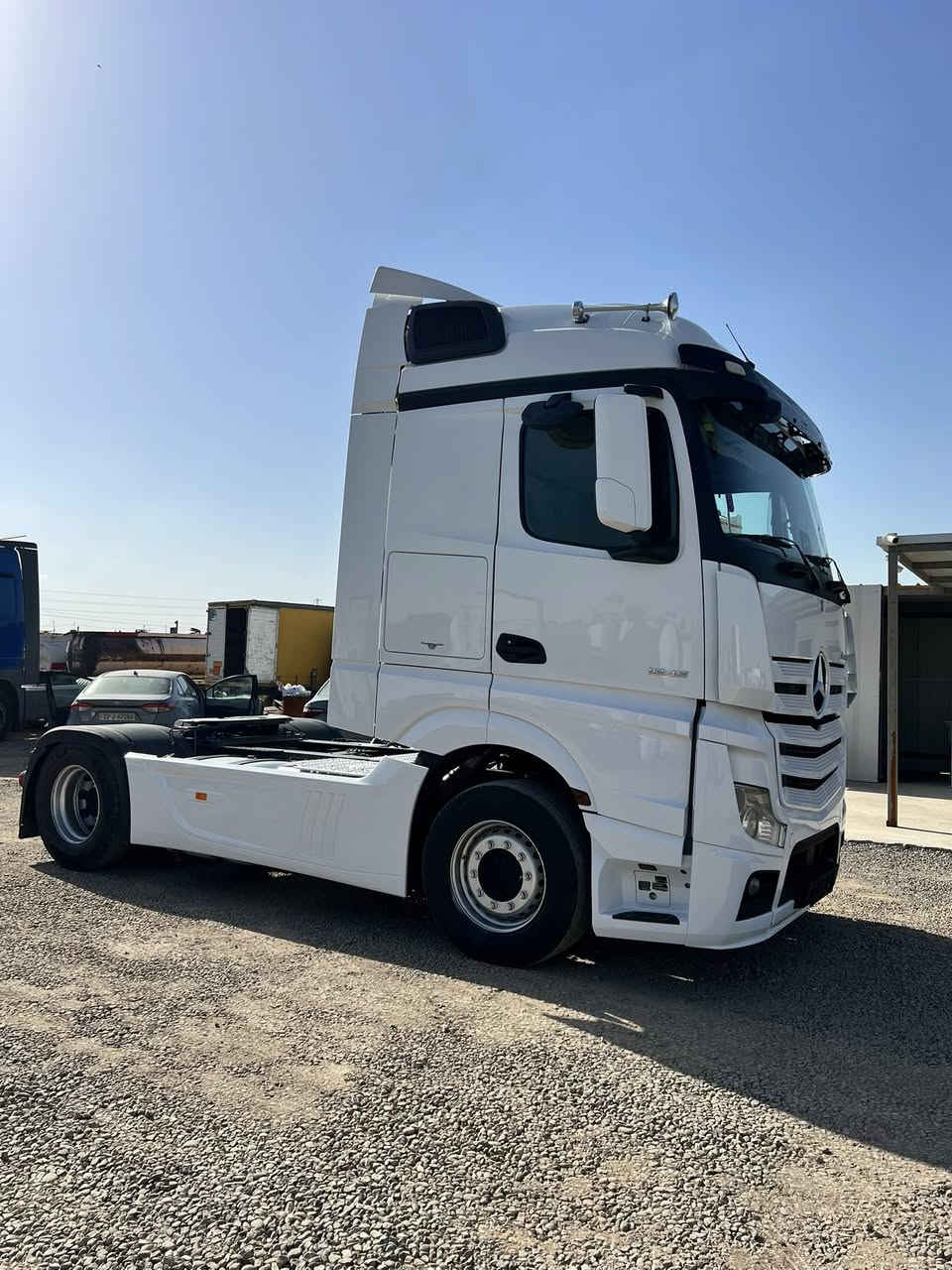 موديل 2016 كاتي
حجم 1845
فول مواصفات تبريد رتايدر ثلاجه كاميره حساس 
سعر 300 $ بيه مجال 
معرض حجي رمضان أربيل كلك 
***********
***********
