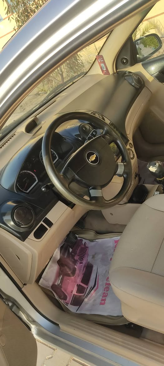 افيو خليجي اوتوماتيك جديده 2009 كفاله عامه جاهزه كير مكينه1600وضع شركه كهربائيات حداديه شاشه  جديده كفاله رقم شمالي  تريد وكاله أو مداور 
السعر 72 
للاستفسار***********

***********
