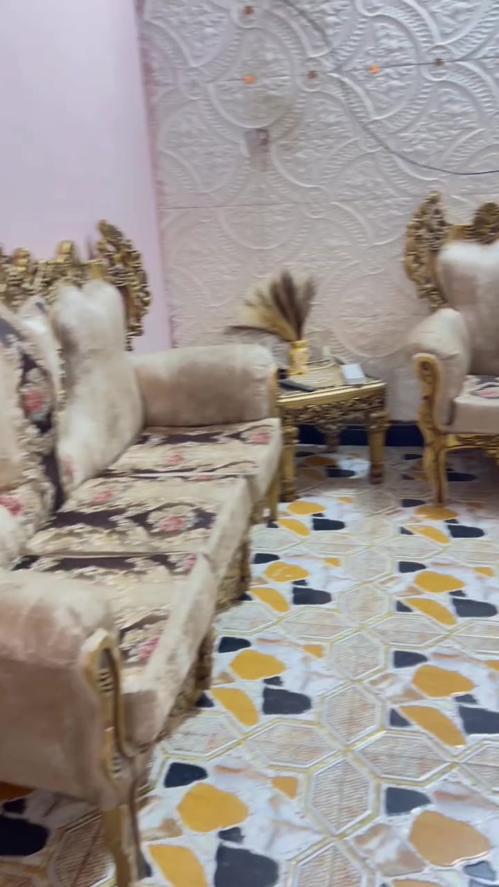 السلام عليكم تخم ملكي للبيع مشتريته ب ٨٠٠ قبل ٤ اشهر ورايدته ب ٤٥٠ وبي مجاااال


**إذا كنت صاحب هذا الإعلان وتريد حذفه لأي سبب، رجاءا أرسل رسالة إلى الدعم الفني**