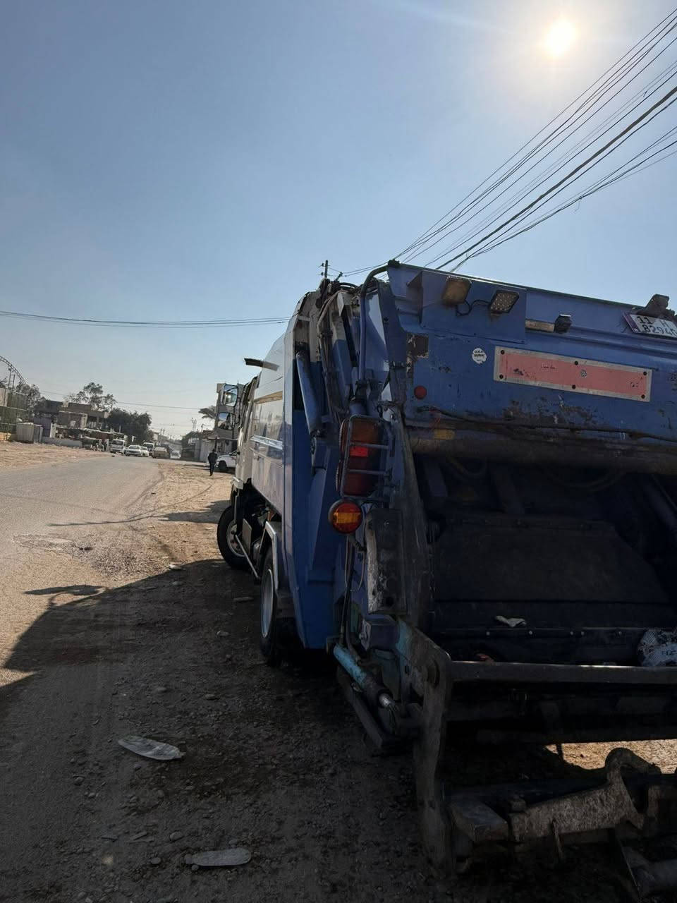 سلام عليكم من رخصت الادمن المحترم سياره هينو انكر قماره وربع كابسه نفايات 8/5 متر مكعب ثمانين فول عادي سته اسلندر رقم بغداد انكليزي سياره جديده منزل موديل ١٩٩٩ كامله سنويه بسمي تحويل مباشر مكفوله بيه جهاز رفع حاويات متخسر عليه ربع جاهزه للعمل اللستفسار اتصال عله الرقم ***********
