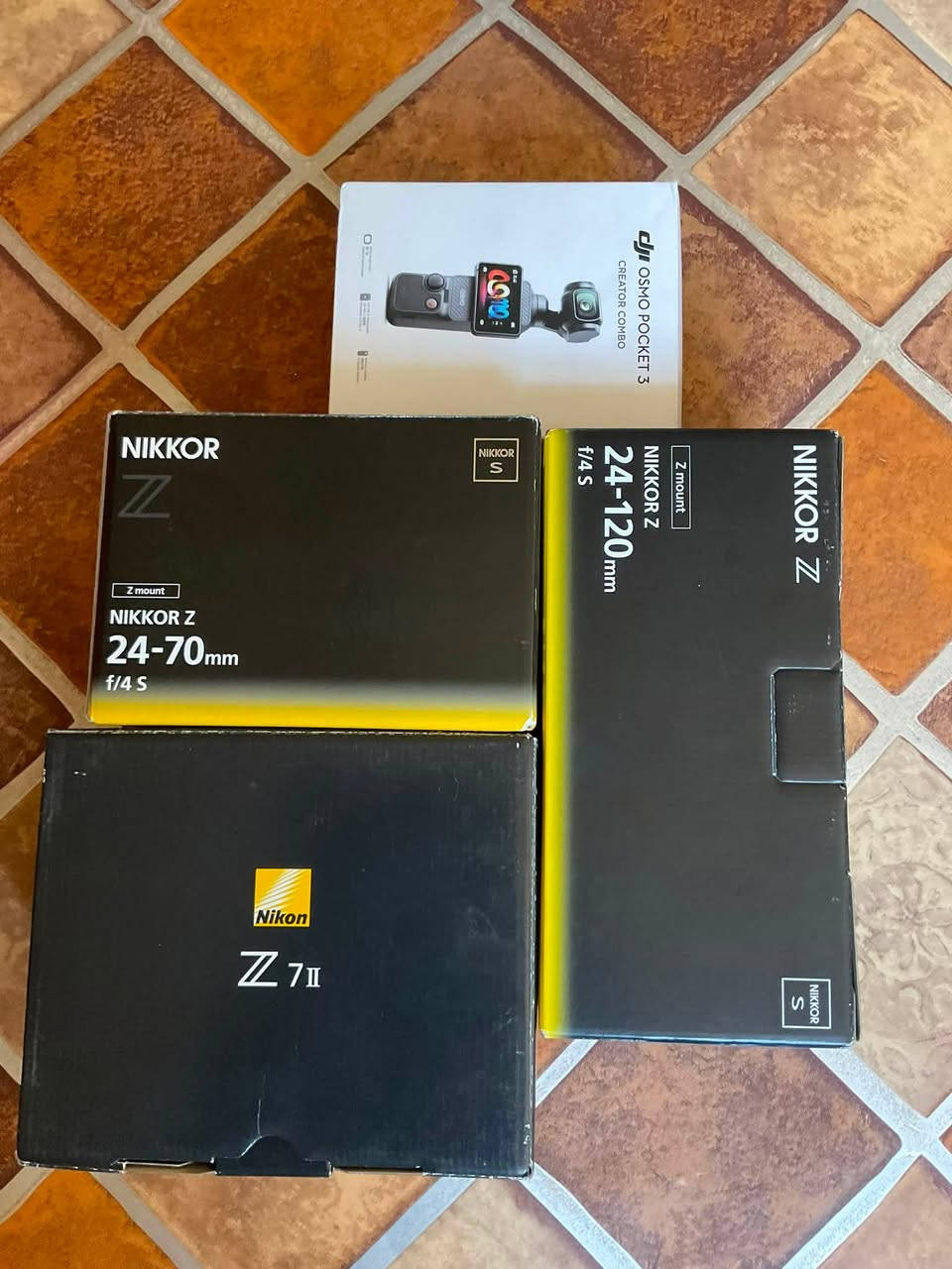 نيكون Z7m2 بدي فقط نظيف جدا
سعر البدي مليون و 950 الف  

عدسه 24-120 نظيفه 900 الف 

عدسه 24-70 نظيفه 460 الف 

كارتون ملحقات اصليه 

مكاني بابل \  متوفر كانون و نيكون وسوني 

                   اتصل او خاص للاستفسار

***********
