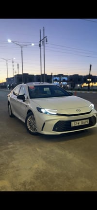 كامري LE • هايبرد • ماشيه ١٧٠٠٠