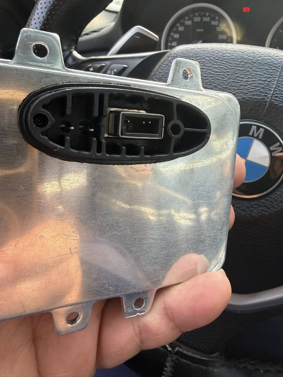 محولات زنون مال E60  جدد اصلي السعر ٤٠ الف


**إذا كنت صاحب هذا الإعلان وتريد حذفه لأي سبب، رجاءا أرسل رسالة إلى الدعم الفني**