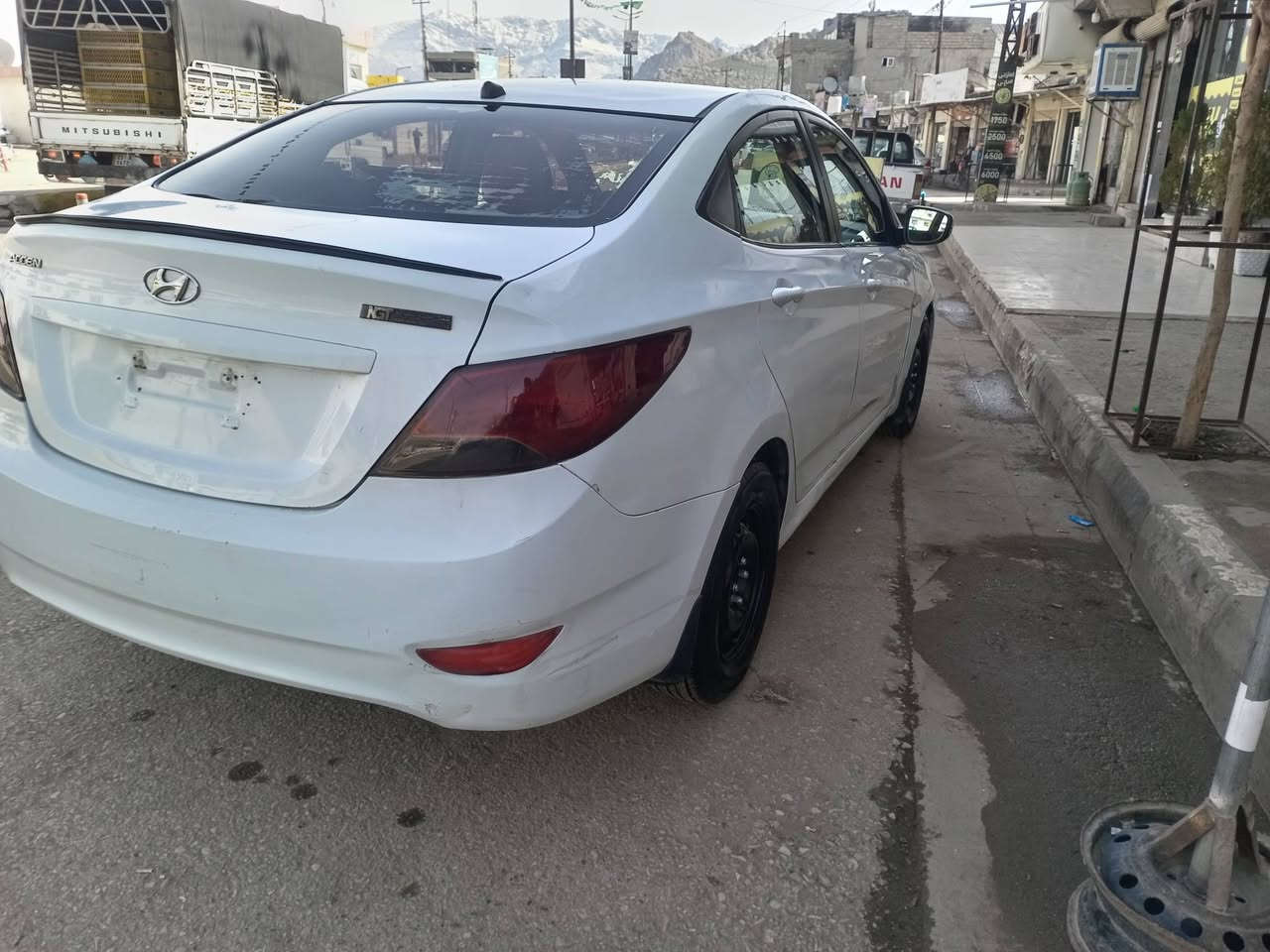 هۆندا ئەکسیند بڕاوە 2014
سەیارەکە لۆک لۆکە  مەسرەفی نیە  زۆر جوانە ناوی سفرە  تایەی لۆکە  گیروومکینەی بی عە یبە    زۆر جائیزە 
دەعموو لیدراوی نیە پیشوودوای کەپسە  سپیری دەنە گیراوە    ناوزەردی  ئیکۆ    فۆلیۆم  جام کارە با  گیر توماتیک     سعری زۆر مناسب  39قفلی شوین سید سادق  ***********   ***********
