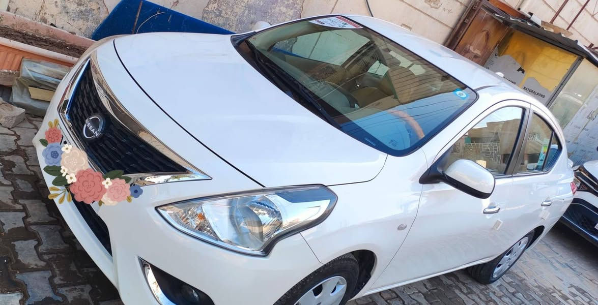 نيسان هندي  بليتة زرقةللبيع موديل 2024ماشي 16 قابل للزيادة
السيارة مكفولة 
للاتصال ***********
