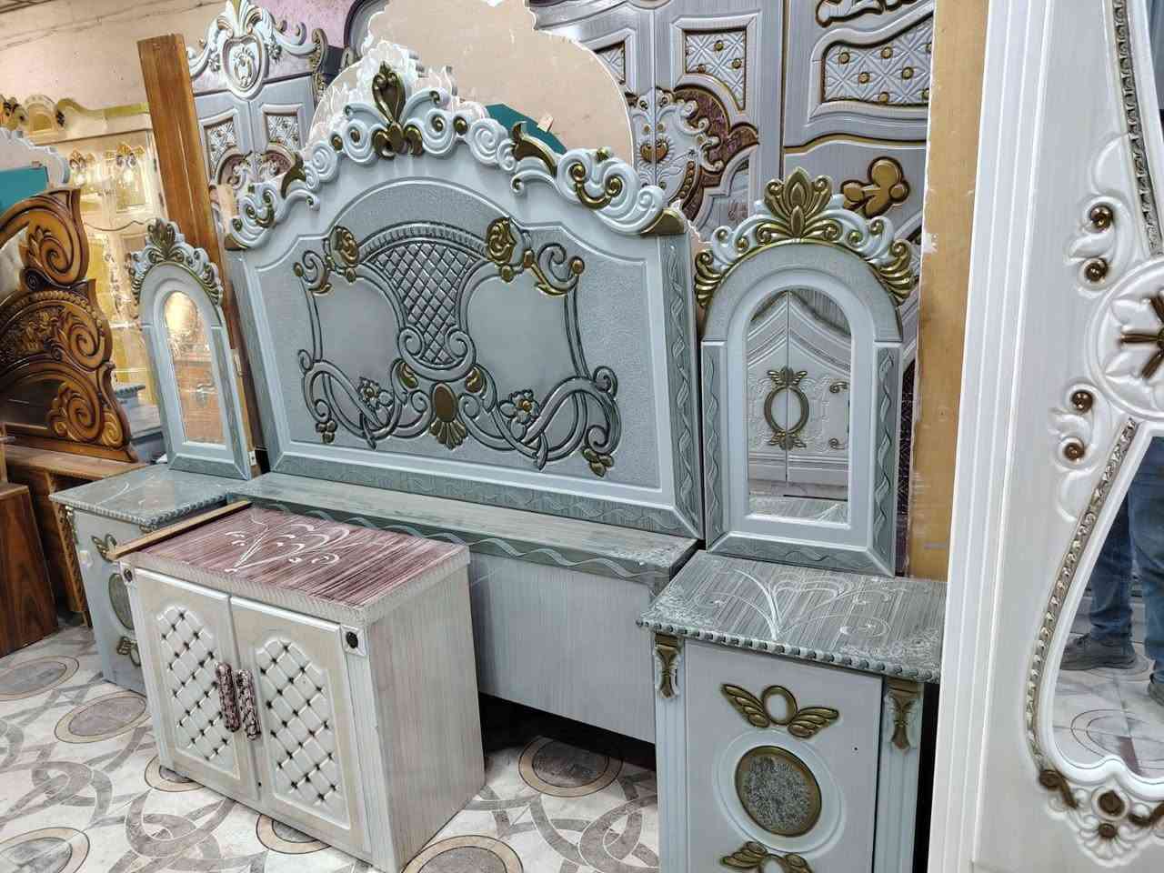 غرف النوم نجارة تصميم تركي بأسعار مناسبه مليون 100 توصيل فقط الاتصال اوتساب***********

