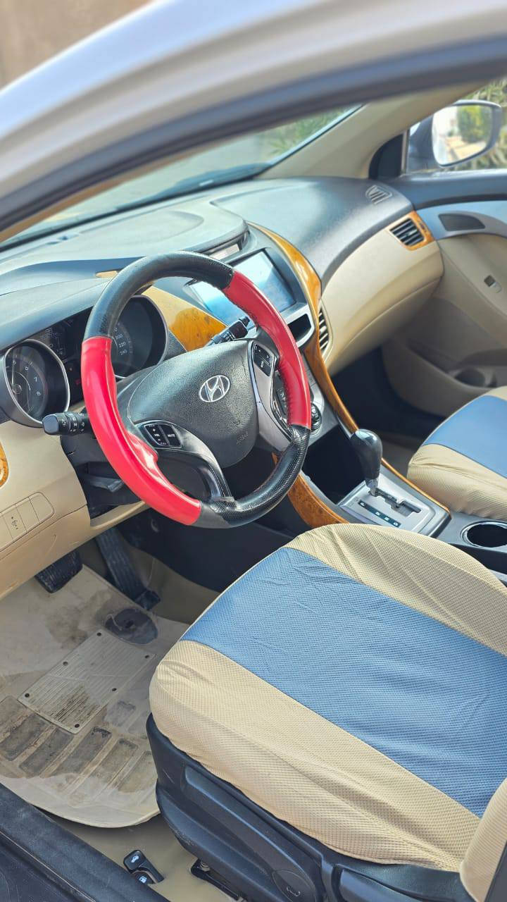 السلام عليكم 
للبيع النترا موديل 2014خليجي مكينه 2000
دوش كفاله من التنقيص والتبخير...رقم اربيل الدولي بأسمي هزه وفحص جديد سنويه 2030..السياره فول مواصفات مكفولة كفاله عامه.. استخدام شخصي...صار 3سنوات عندي 
***********واتساب
***********
