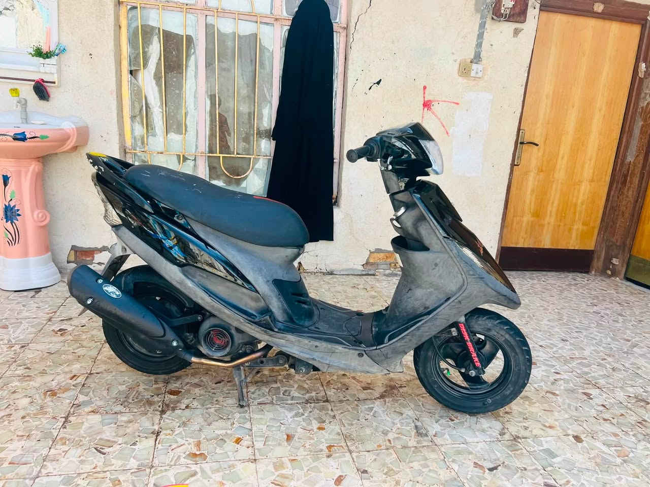 دراجه ماكس عدله
49بلاديه كفاله عامه وكفراتها اسود وابيض باقي تفاصيل ع رقم
***********
