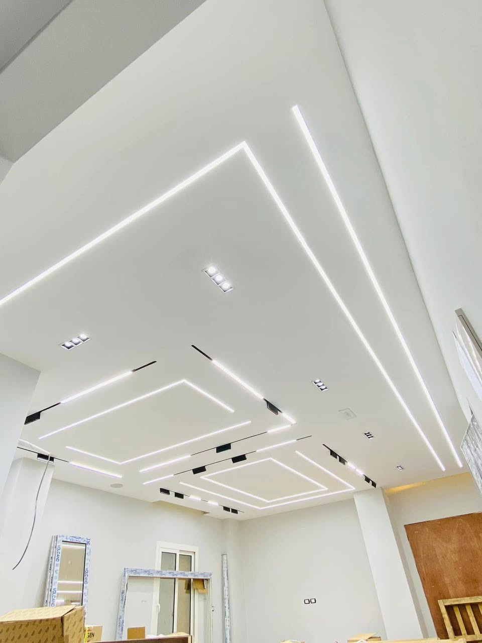 أعمالنا إقليم كردستان أربيل جبس بورد وصبغ وطلس ورق جدران ***********
