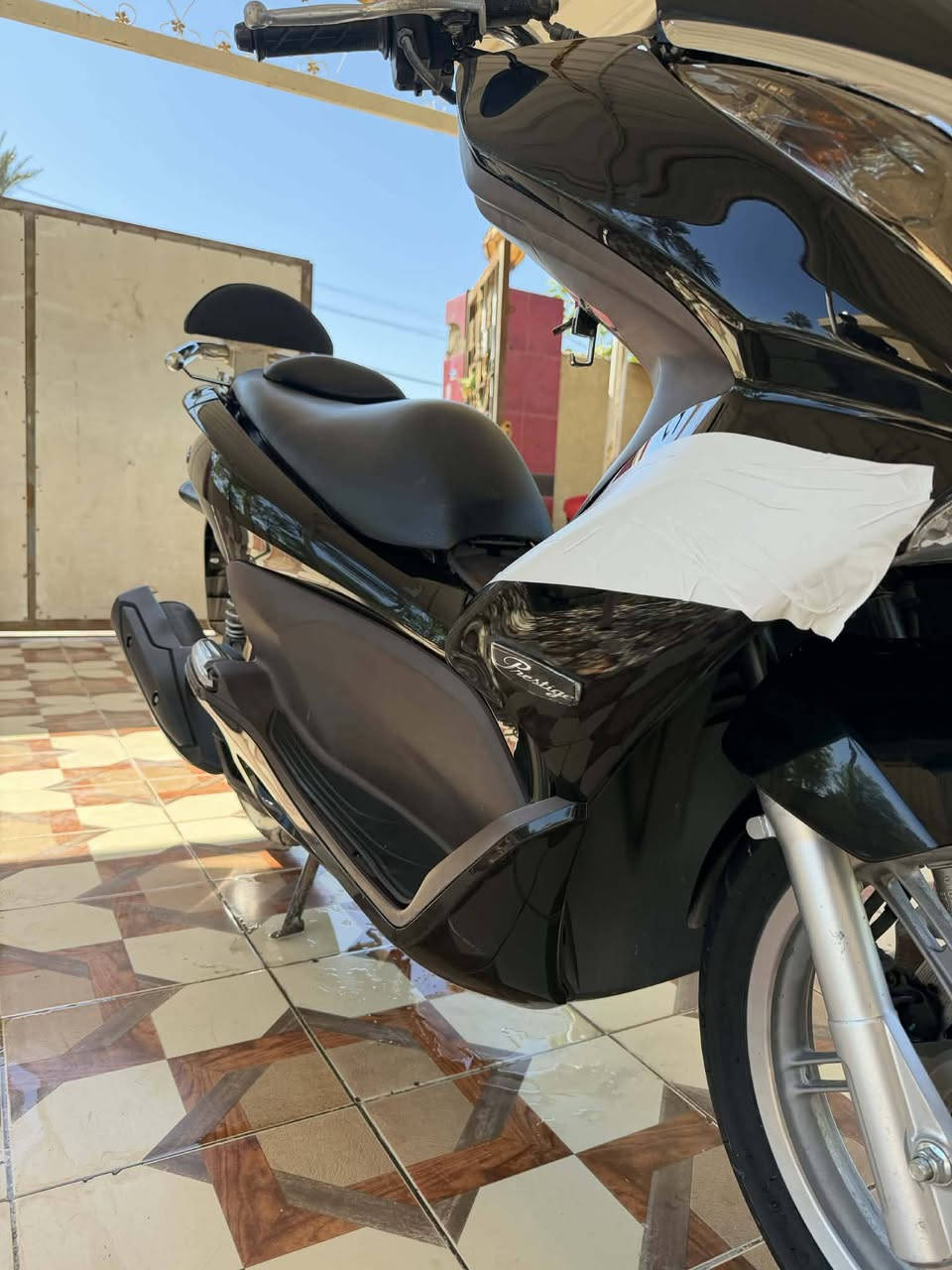 سلام عليكم
دراجه بي سي اكس جيل اول 
الدراجه فول مواصفات  F1.قليل من هيج فئه  دراجه منزله على يدي يعني على وضع المزاد طالعه من كلشي وكلاشي لاستفسار اكثر اتصل ‏‪***********‬‏ العنوان بابل محاويل مكلف بلا نشر
