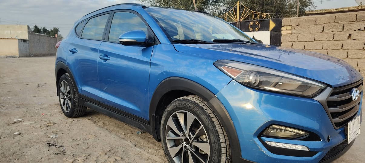 يالله لبيع توسان 2018 فول 1-1رق  معوقين بيه مكانات صبغ بس ابيع صبغ حزام محرك+كير كفااهالسعر115(*********** مكاني العماره وارد امريكي
