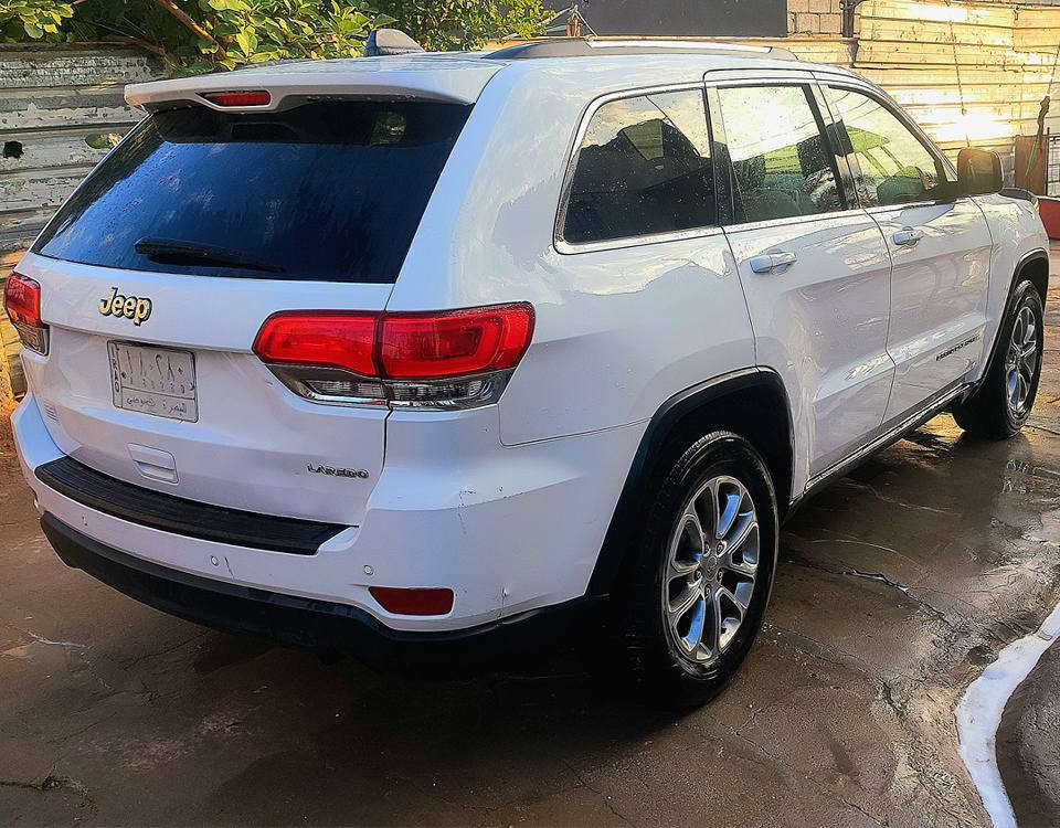 للبيع جيب 2017 وارد أمريكي بدون حادث السعر ١٧٠ وبيها مجال / عنوان : البصرة - الرميلة الشمالية هـ *********** الزبير, البصرة
