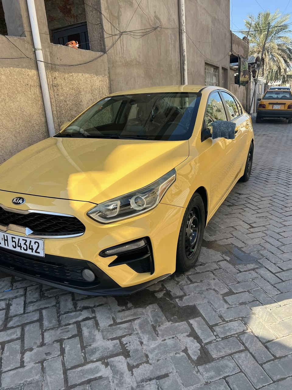 السلام عليكم شپـ👬ـأأب من رخص الادمن عندي فورتي موديل 19 كير محمر AT السياره ماشيه 49 حقيقي بيهة سونر مندلاوي السياره كبل للشارع مكاني بغداد جديده صور الحادث بلمنشور قبق جنطه مصلح نفسه ليبل واحد بدون ايرباك السعر 132 وبيهة مجال بصيط ***********
