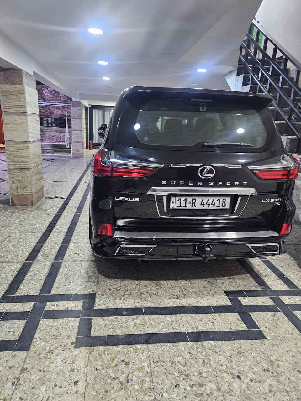 لكزز موديل ٢١ بريم مكفوله ماشيه ٥٢ رقم بغداد. السعر ٩٥ الف ***********
