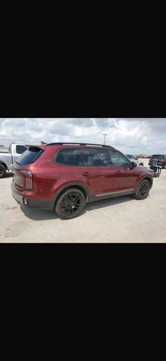 سلام عليكم تلورايد  2023 إكس لاين بدون دواخل بدون تبديل ليبل واحد سياره جديده معنه كلمه تحويل ثاني يوم تجي وشوفه احله من الصوره سعره 310 رقم صاحب السيارة ***********
مامتواجد على فيس
