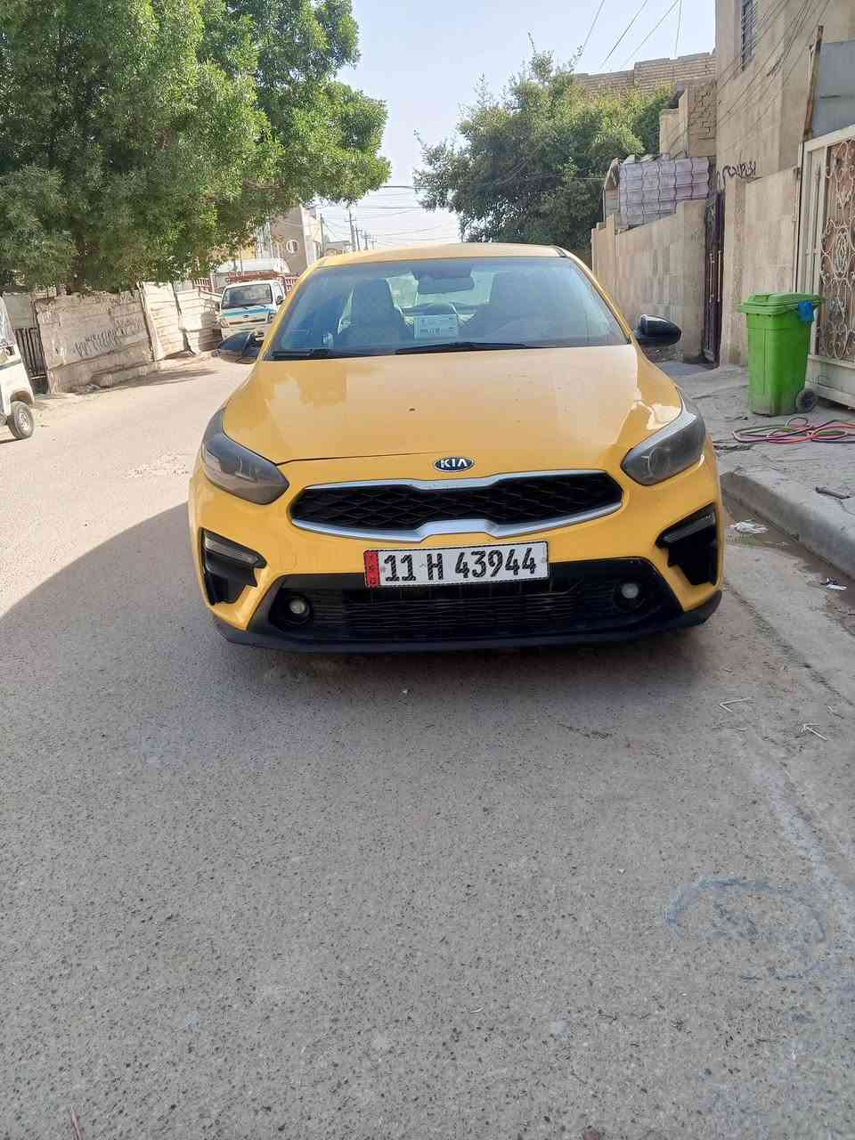 السلام عليكم
فورتي موديل ٢١ محرك ٢٠٠٠ دوش 
كير اي تي جديد 
السيارة فول مواصفات عدة الفتحة السيارة خير من لله وبالعافية ع ياخذهة حادثهة جاملغ وبنيد فقط بنيد مبدل السيارة  كلهة ليبل واحد عدة البنيد رقمهة واضح وتكدرون طلعون صور الحادث السيارة لاشاصي ولا لغد ولا دواخل كلهن مكفولات ومكينة مكفولة وكير ايتي جديد شادة هم كفالة السيارة مناقصهة شي وبيهة هنا بالعراق هم خدوش وطخات بس كلهن راشهن جمالية سعر السيارة ١٢٥ 
سنوية جاهزة وتحويل ثاني يوم مصفر هيئة 
ملاحضة عليهة غرامة ٤٠٠ الف تنشال من السعر السيارة 
السيارة موصفاتهة معروفة فول عدة الفتحة رقم الهاتف ***********
مكان بغداد شهداء البياع وبالعافية ع ياخذهة
