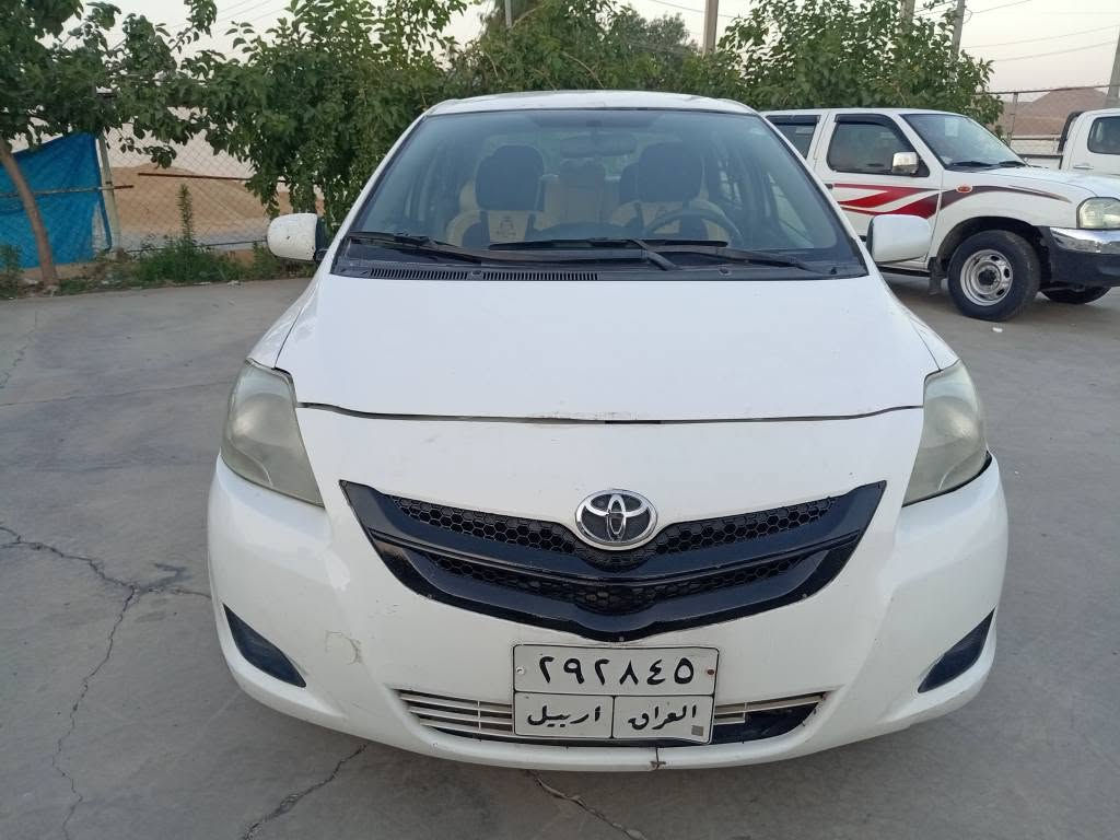 یارس2007سعری 64وەرەقە تۆماتیک
*********** ***********
دوو بست لەناوەچەوانی سەقفی سبوخە بێ لێدراوە كويسينجاك, أربيل
