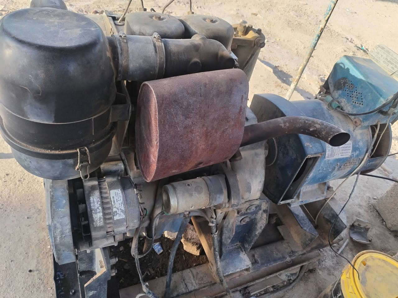 السلام عليكم
مولدة دويز للبيع 2بستم
ابو الصاروخ الالماني كامل مع ملحقاته شغال 
للاستفسار الإتصال 
***********
***********
