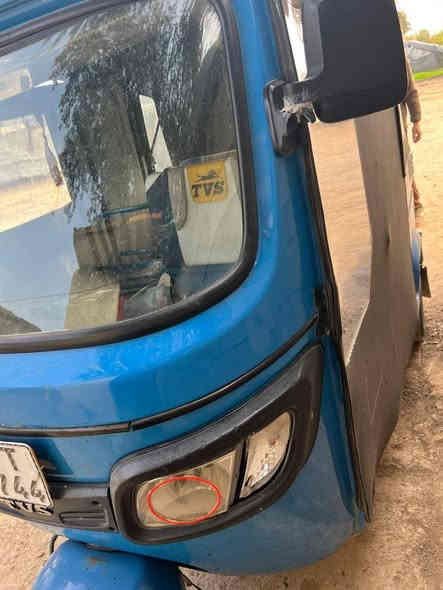 السلام عليكم 
تكتك TVS 2021الوجبه الاولى سنويه رقم انگليزي بغداد 
مجفته جديد خير من الله 
السعر 6500. 
وبيهه مجال حگ الجيه مكان اللطيفيه 
***********
