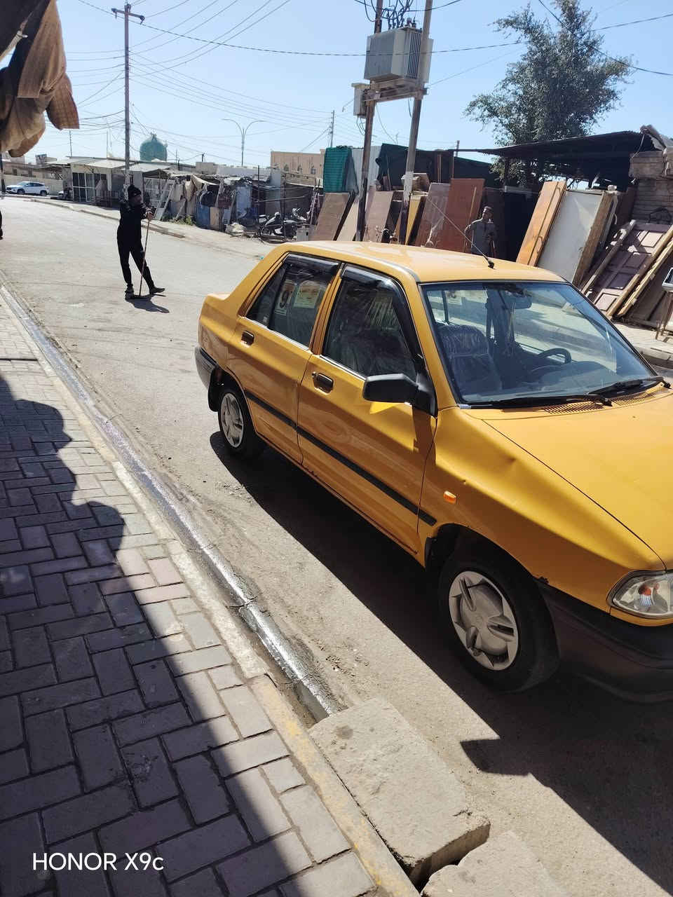 سلام عليكم سايبه للبيع موديل ١٥ سياره جاهزه مكفوله من كلشي مكاني رميثه مداور ثاني يوم السعر ٣١ وبيهه مجال *********** بي واتساب
