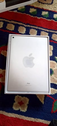 آيباد ٩ • ٦٤ • بطارية ٩٣