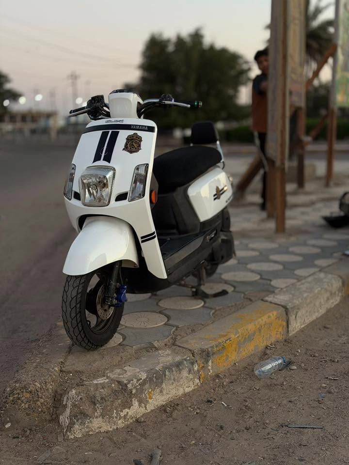 🛑للبيع. /بوليس مسطرة دراجه نضيفه مثل ما مبين بالصوره للاستفسار الإتصال على الرقم *********** 
مكان ناصريه _مدينة الصدر
