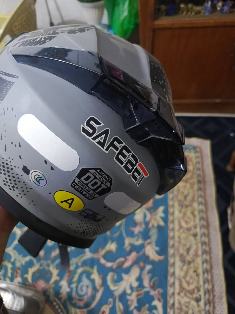 سلام عليكم خوذة دراجة جديدة  البيع نوعيه فول الفول 
مكاني الحلة الإسكان 
واتساب ***********
