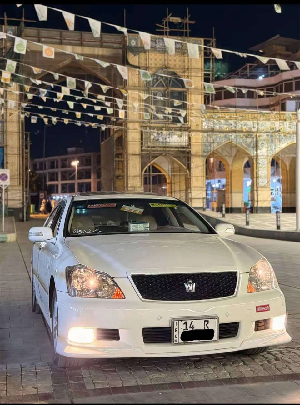 السلام عليكم
شاهينه 2004 رويال لؤلؤه شاصي 82 رقم بصره دولي قرار 48  مداور ثاني يوم 3دكم فتحه 5بصمات داخل عسلي مغلفه كشنات جلد كشنات كهرباء محدث بجم 2007 حساسات أمامي خلفي تبريد قطعتين برده خلفيه تحوير نجف فوق وجوه كفالة كص وضربه ونقل 
مكاني نجف 
للاستفسار أكثر اتصال على رقم 
***********
