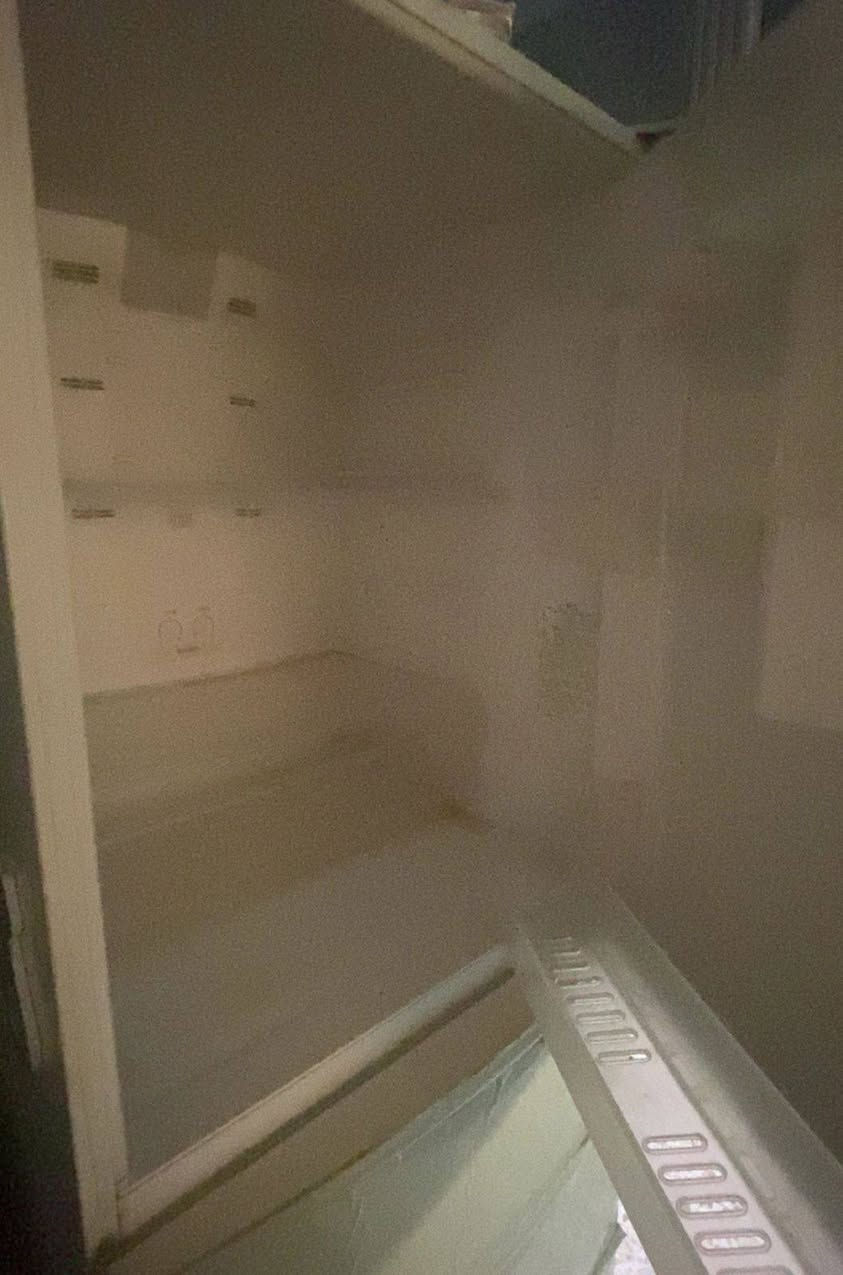 ثلاجه ومجمدة بيها نقص غاز فقط
يابانيه
السعر 150


**إذا كنت صاحب هذا الإعلان وتريد حذفه لأي سبب، رجاءا أرسل رسالة إلى الدعم الفني**