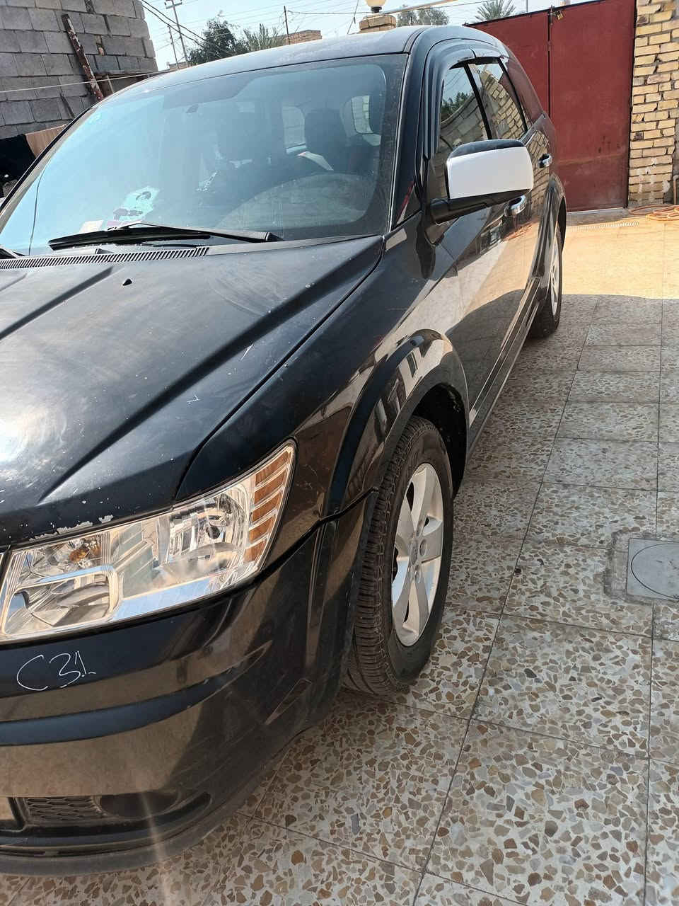 السلام عليكم دوج جورني موديل 13وارد امريكي كير ومحرك جديد 4 سلندر 2400 تبريد تدفئه شغال 7 راكب 4بصمات تشغيل وبواب رقم كربلاء انكليزي باسمي سنويه الغاية 27 السعر خاص الاتصال *********** واتساب فقط و*********** اتصال مكان السياره بالعماره
