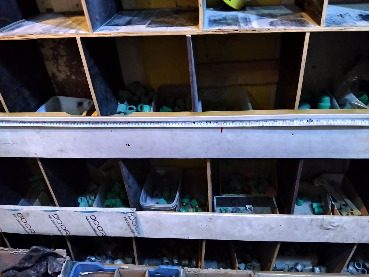 مواد انشائية تصفية محل قطع مفردات متنوعة 

كهربائية و صحية و عدد يدوية 

البيع قطعي كل المواد بسعر أربع ملايين ونصف قابل للتفاوض بالمعقول والغراض يجيبن اكثر من سبع ملايين

موقع المحل بغداد الطالبية 

للاستفسار الاتصال على صاحب المحل 

ابو مصطفى 

***********
